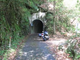 オオムカエ隧道