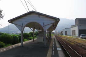 四国の田舎の駅