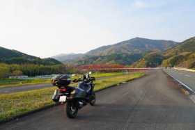 肱川沿いを北上