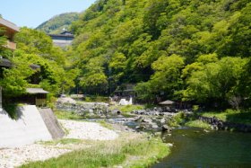 湯原温泉ダム下