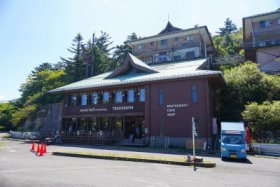 土小屋
