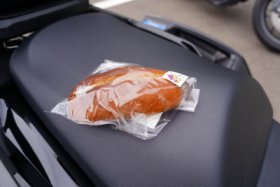 パンを買いました